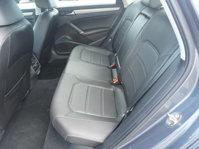 2022 Volkswagen Passat 2.0T SE