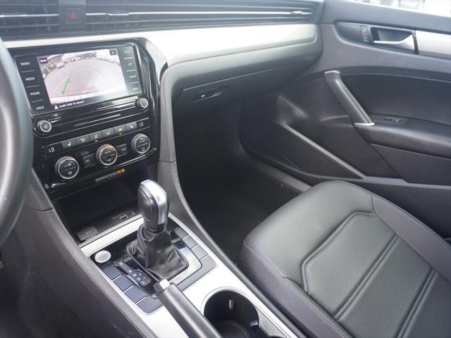 2022 Volkswagen Passat 2.0T SE