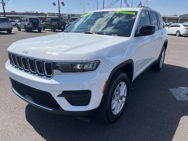 2024 Jeep Grand Cherokee Laredo X 4x4