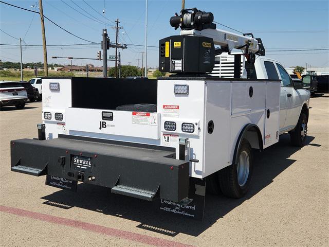 2024 RAM Ram 3500 Chassis Cab RAM 3500 TRADESMAN CREW CAB CHASSIS 4X4 60 CA