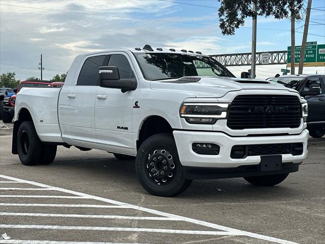 2024 RAM Ram 3500 RAM 3500 LARAMIE MEGA CAB 4X4 64 BOX