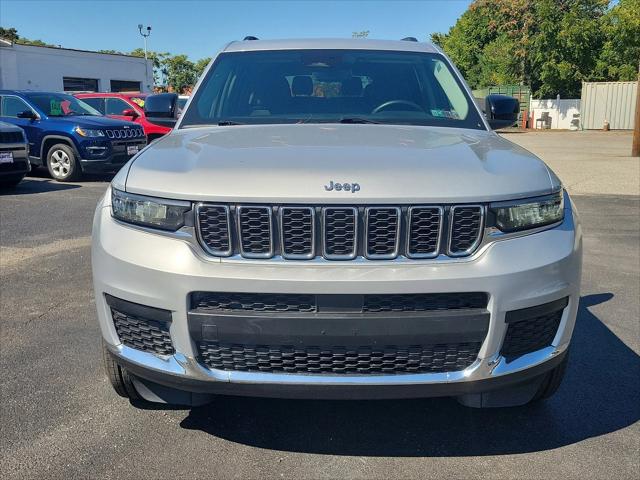 2021 Jeep Grand Cherokee L Laredo 4x4