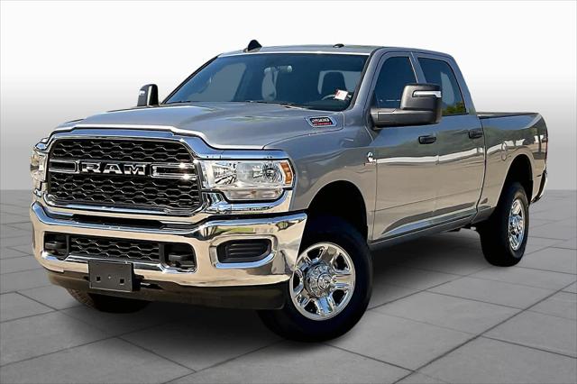 2023 RAM 2500 Tradesman Crew Cab 4x4 64 Box