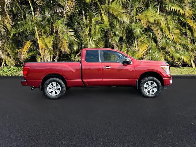 2018 Nissan TITAN SV