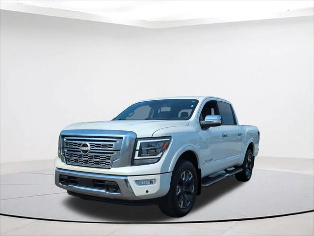 2023 Nissan TITAN Crew Cab Platinum Reserve 4x4