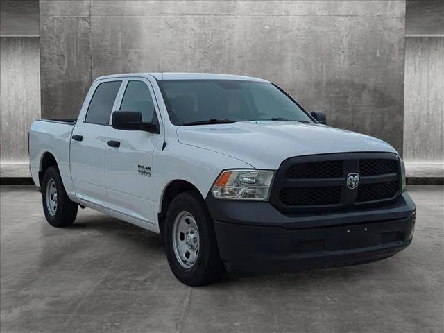 2018 RAM 1500 Tradesman Crew Cab 4x2 57 Box