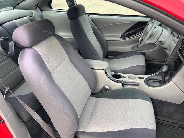 2004 Ford Mustang Base 2dr Fastback