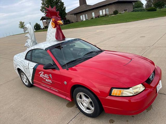 2004 Ford Mustang Base 2dr Fastback