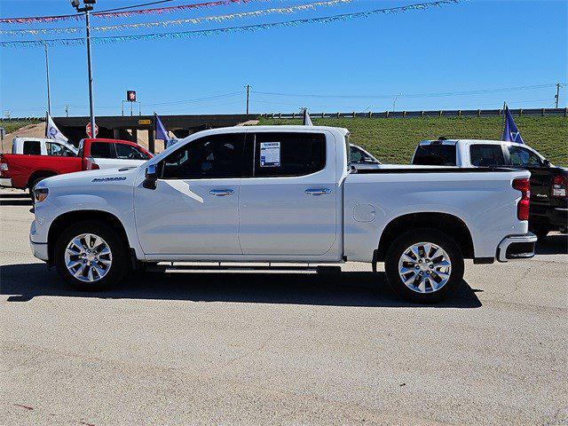 2024 Chevrolet Silverado 1500 2WD Crew Cab Short Bed Custom