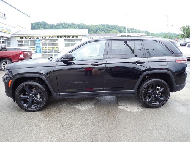 2023 Jeep Grand Cherokee Altitude 4x4