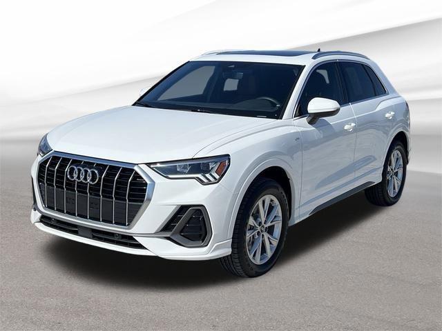 2024 Audi Q3 Premium 45 TFSI S line quattro Tiptronic