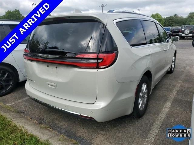 2021 Chrysler Pacifica Touring L