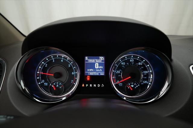 2014 Chrysler Town & Country Touring-L
