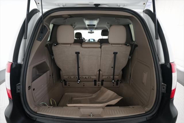 2014 Chrysler Town & Country Touring-L