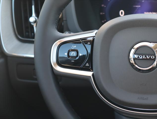 2025 Volvo XC60 Plug-In Hybrid Ultra