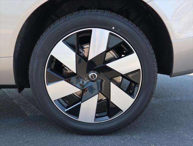 2025 Volvo XC60 Plug-In Hybrid Plus