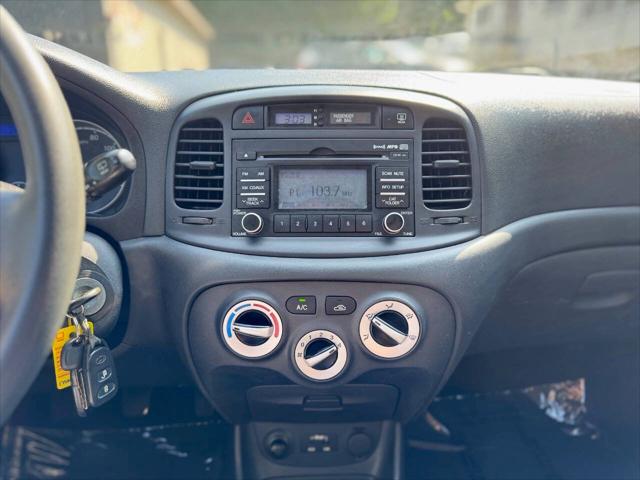 2010 Hyundai Accent GS