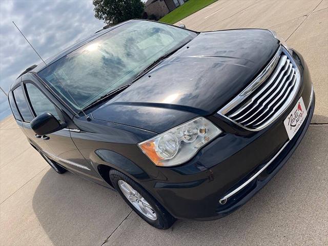 2012 Chrysler Town & Country Touring