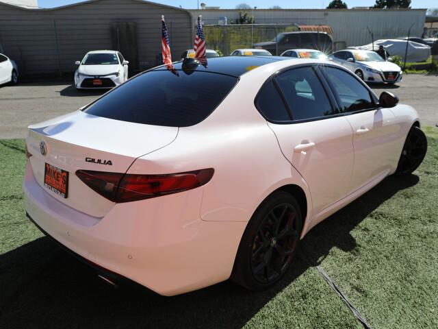2021 Alfa Romeo Giulia Ti RWD