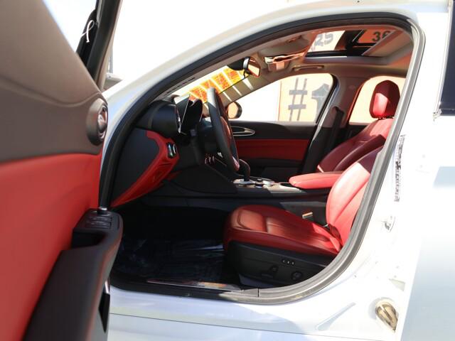 2021 Alfa Romeo Giulia Ti RWD