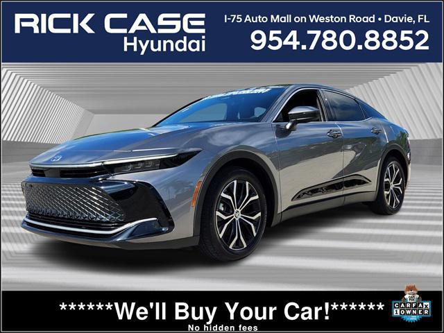 New & Used Toyota Crown for Sale near Me | Discover Cars for Sale