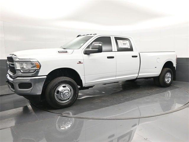 2024 RAM Ram 3500 RAM 3500 TRADESMAN CREW CAB 4X4 8 BOX