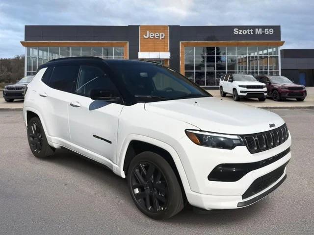 2025 Jeep Compass COMPASS LIMITED 4X4