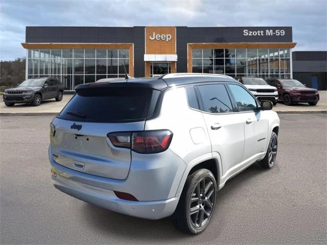 2025 Jeep Compass COMPASS LIMITED 4X4