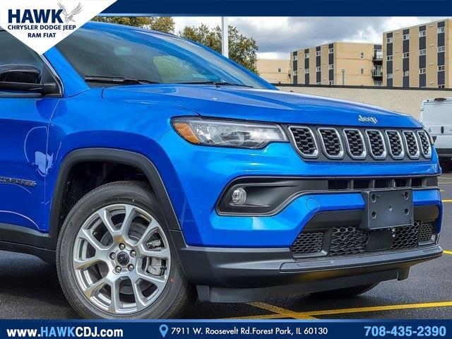 2025 Jeep Compass COMPASS LATITUDE 4X4