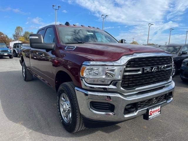 2024 RAM Ram 2500 RAM 2500 TRADESMAN CREW CAB 4X4 8 BOX