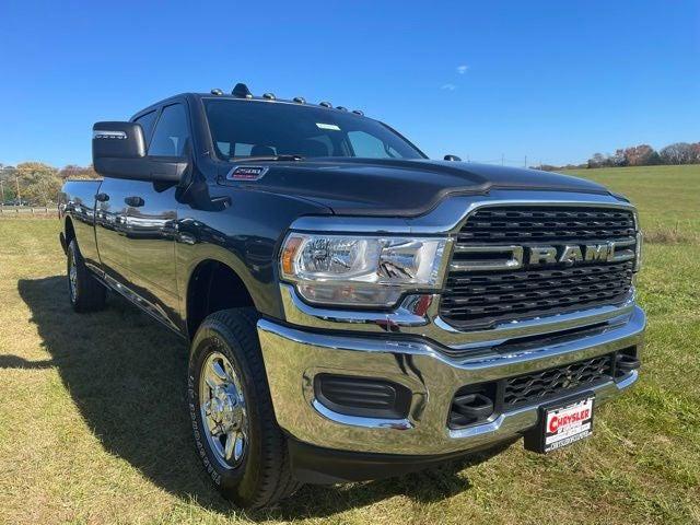 2024 RAM Ram 2500 RAM 2500 TRADESMAN CREW CAB 4X4 8 BOX