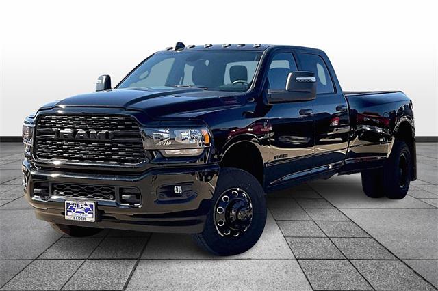 2024 RAM Ram 3500 RAM 3500 BIG HORN CREW CAB 4X4 8 BOX