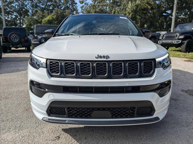 2025 Jeep Compass COMPASS LIMITED 4X4