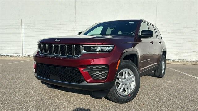 2024 Jeep Grand Cherokee GRAND CHEROKEE LAREDO 4X4