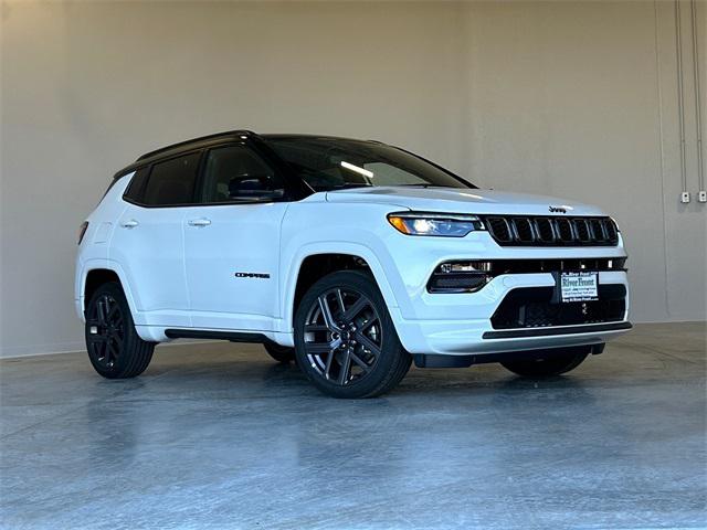 2025 Jeep Compass COMPASS LIMITED 4X4