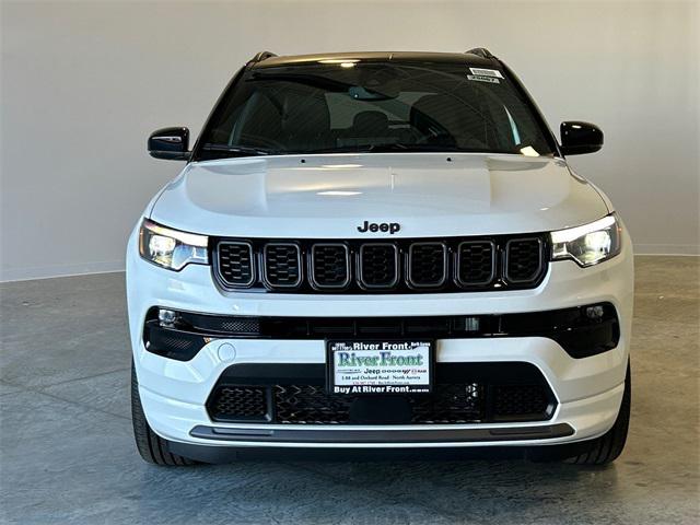 2025 Jeep Compass COMPASS LIMITED 4X4