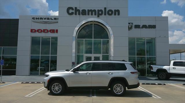 2024 Jeep Grand Cherokee GRAND CHEROKEE L LAREDO X 4X2