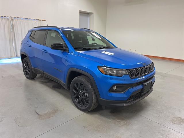 2025 Jeep Compass COMPASS LATITUDE 4X4