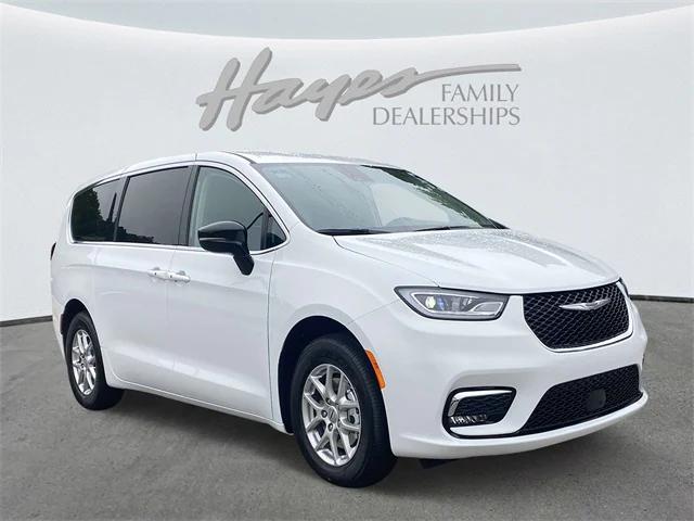 2024 Chrysler Pacifica PACIFICA TOURING L