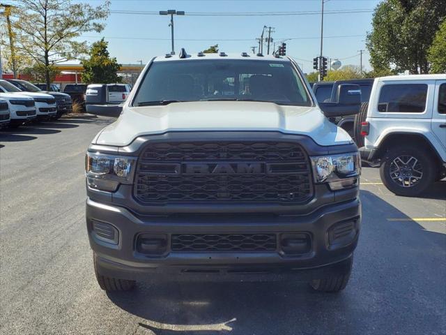 2024 RAM Ram 3500 RAM 3500 TRADESMAN CREW CAB 4X4 8 BOX