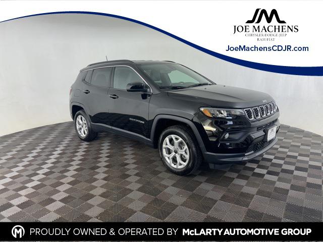 2025 Jeep Compass COMPASS LATITUDE 4X4