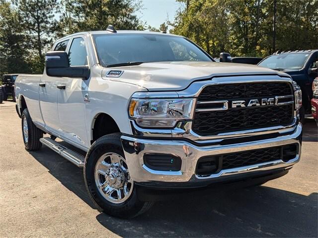 2024 RAM Ram 2500 RAM 2500 TRADESMAN CREW CAB 4X4 8 BOX