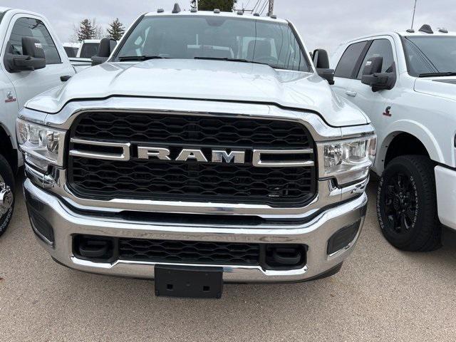 2024 RAM Ram 3500 RAM 3500 TRADESMAN REGULAR CAB 4X4 8 BOX
