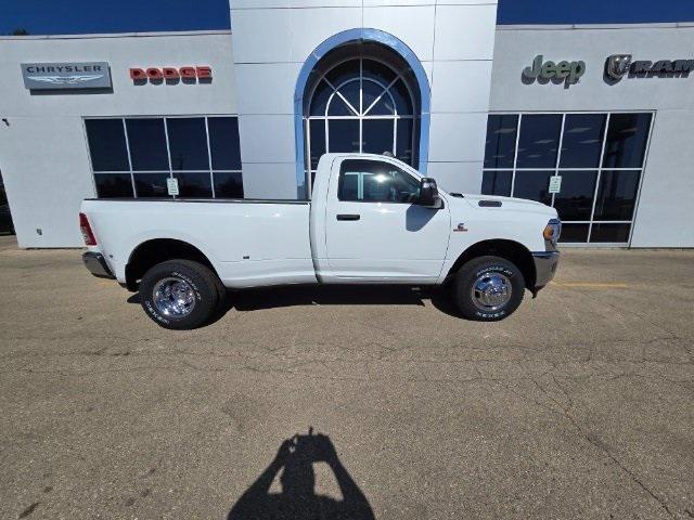 2024 RAM Ram 3500 RAM 3500 TRADESMAN REGULAR CAB 4X4 8 BOX