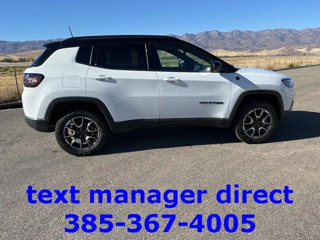 2025 Jeep Compass COMPASS TRAILHAWK 4X4