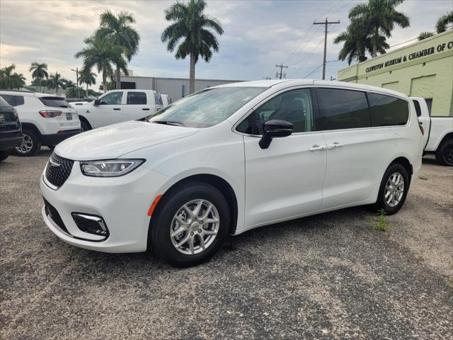 2024 Chrysler Pacifica PACIFICA TOURING L