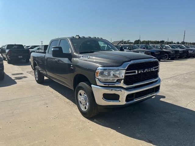 2024 RAM Ram 3500 RAM 3500 TRADESMAN CREW CAB 4X4 8 BOX