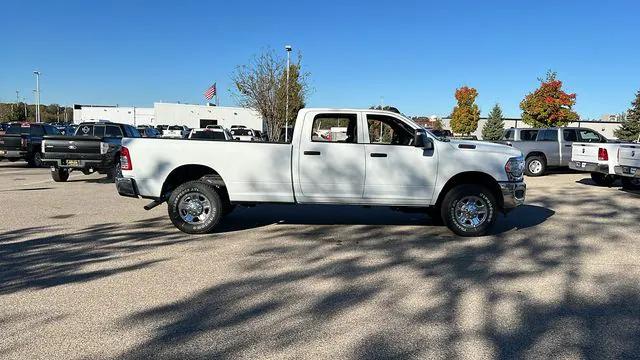 2024 RAM Ram 2500 RAM 2500 TRADESMAN CREW CAB 4X4 8 BOX