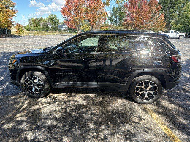 2025 Jeep Compass COMPASS LIMITED 4X4