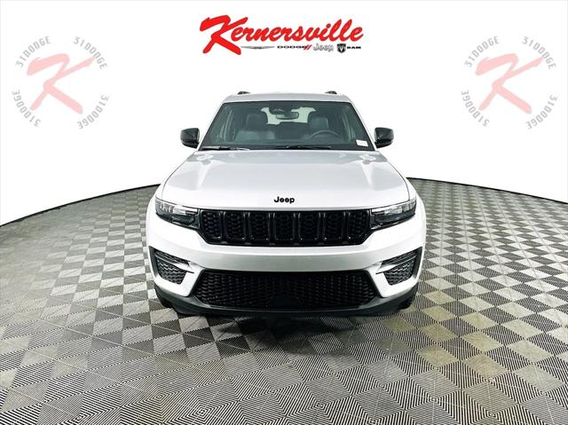 2024 Jeep Grand Cherokee GRAND CHEROKEE ALTITUDE 4X4